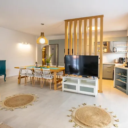 Appartement Casa George *